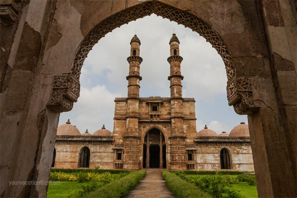 Champaner-Pavagadh : Places to visit in Pavagadh