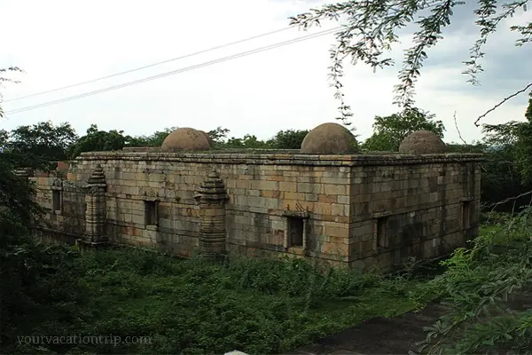 Manchi Fort : Places to visit in Pavagadh
