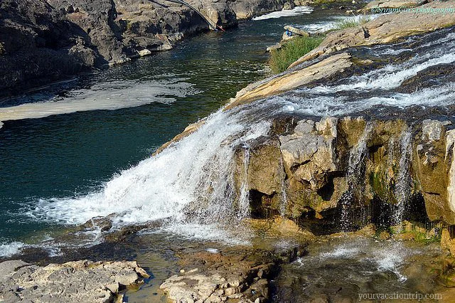 Zanzari Waterfalls