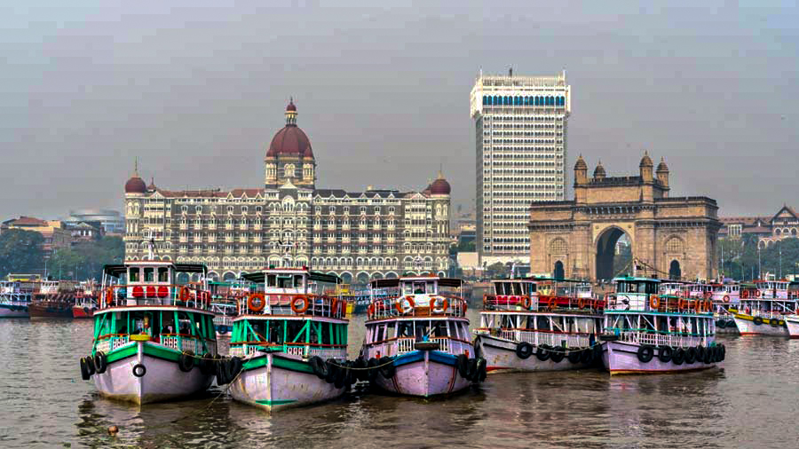 Ferry-to-Elephanta